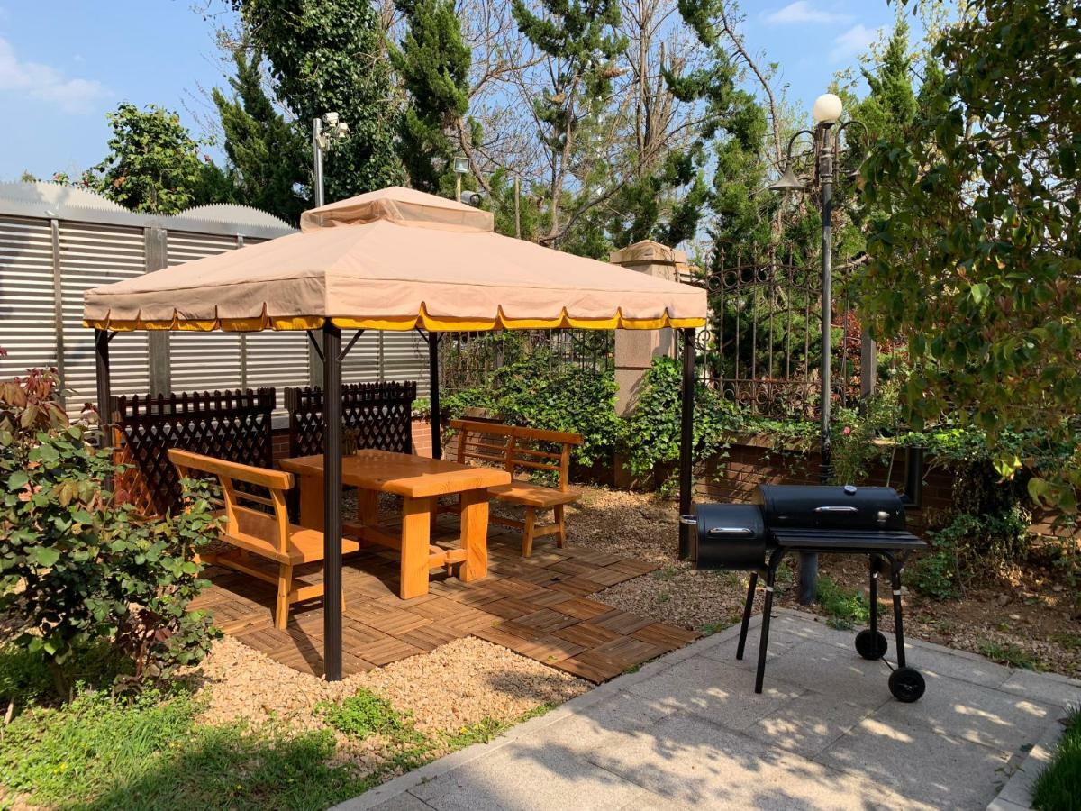 Floral Hotel - Begonia Villa Циндао Экстерьер фото